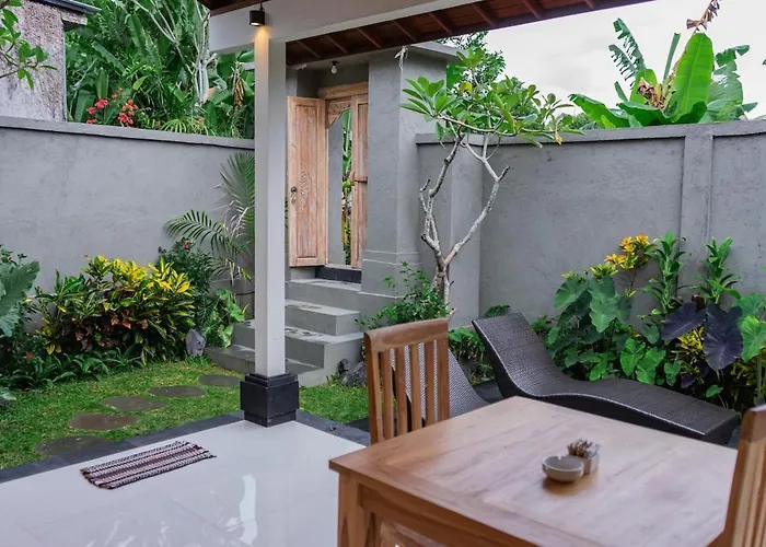 Lucky's Villa *