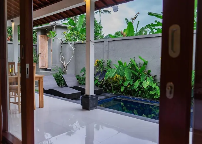 Lucky's Villa